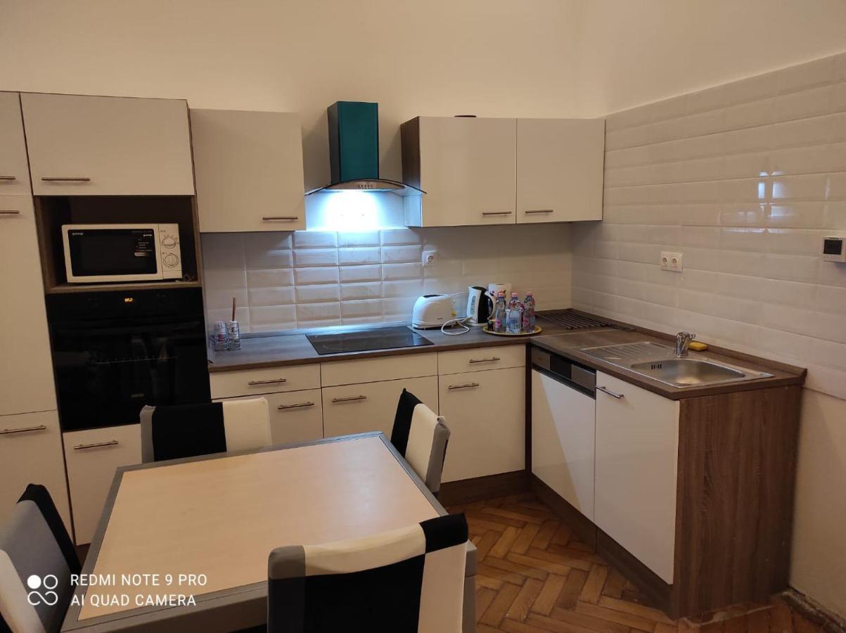 Zonaflat - Opera Apartment Budapest Ngoại thất bức ảnh